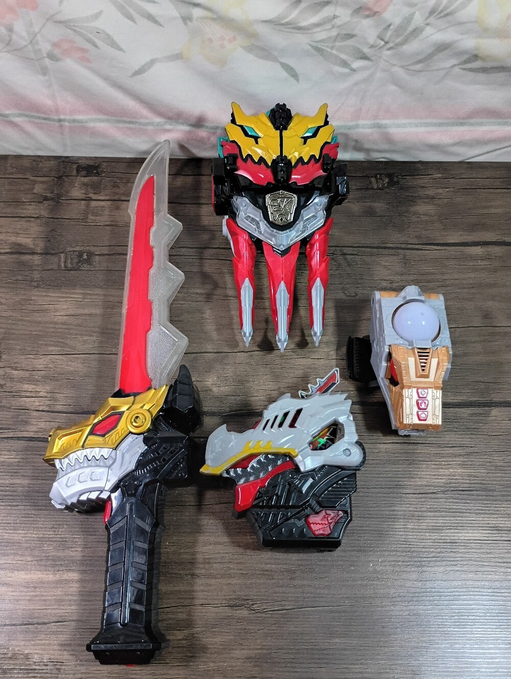 Power Rangers Dino Fury Lot Of 4 Toys READ DESC.